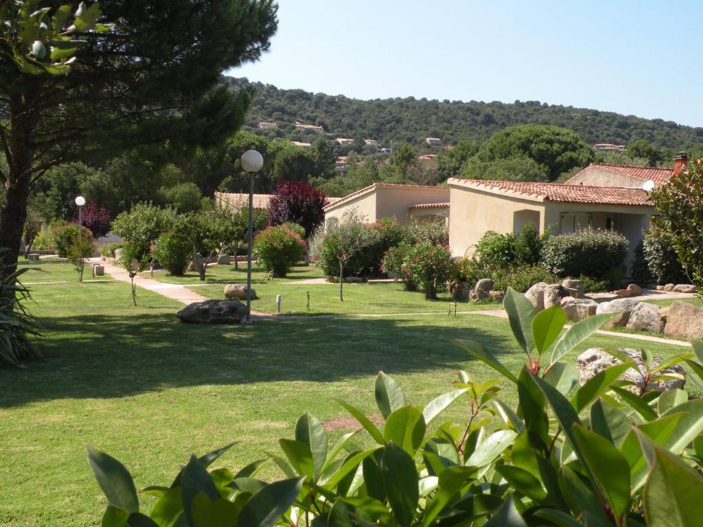 ホテルLes Jardins De Santa Giulia ポルトヴェッキオ エクステリア 写真
